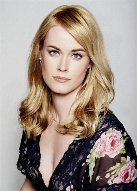 Abigail Hawk Topless and Sexy Photo Collection